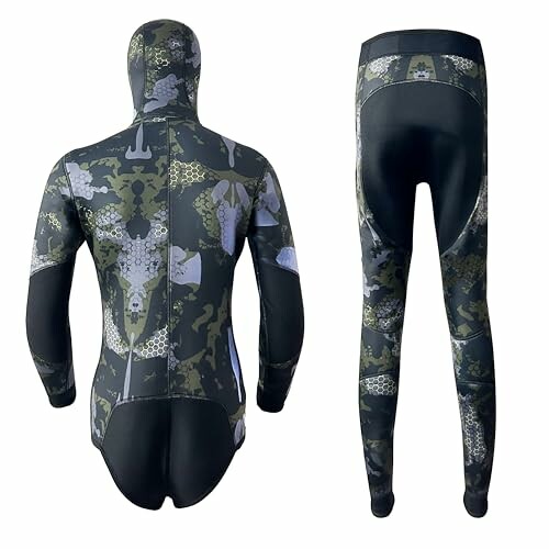 Camouflage patterned wetsuit with hood and pants